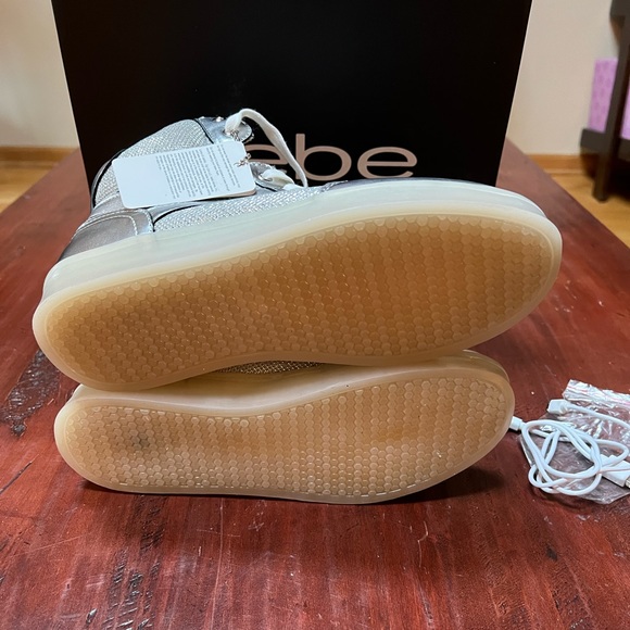 NWT Bebe Flash Silver Metallic Light Up High Top Sneakers - Picture 5 of 12